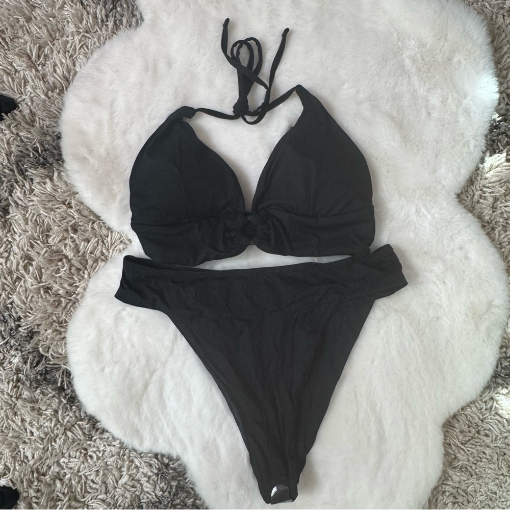 Berlook Classic Black Halter Bikini Set L B08